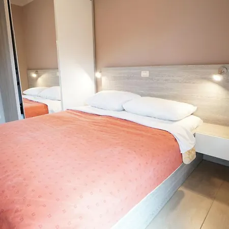 Paradiso Apartman *