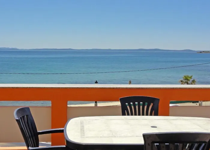 Paradiso Apartamento *