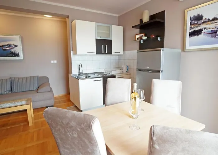 Paradiso Apartamento *